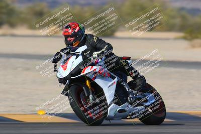 media/Jan-13-2024-SoCal Trackdays (Sat) [[9c032fe5aa]]/Turn 4 (135pm)/